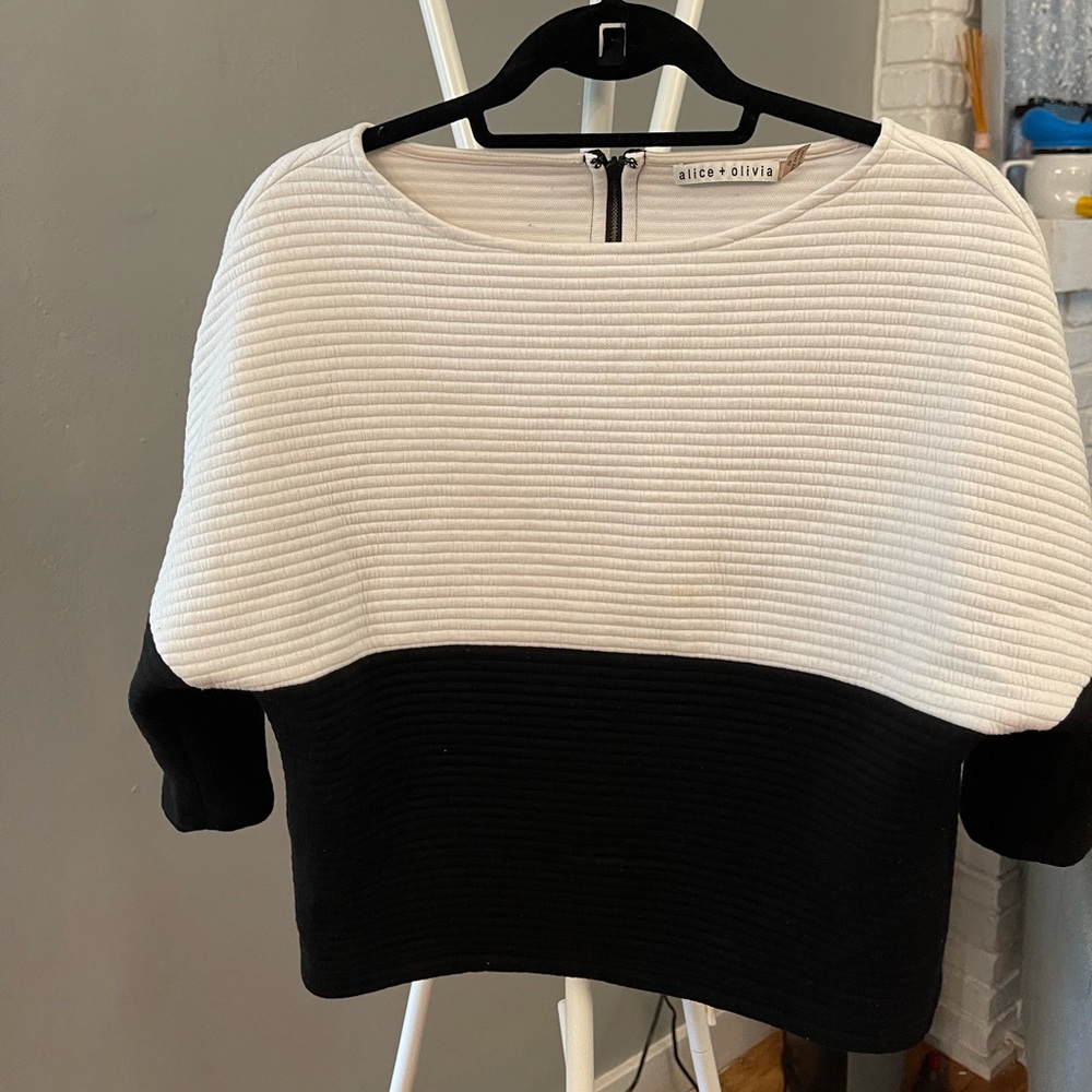 Cropped black and white top